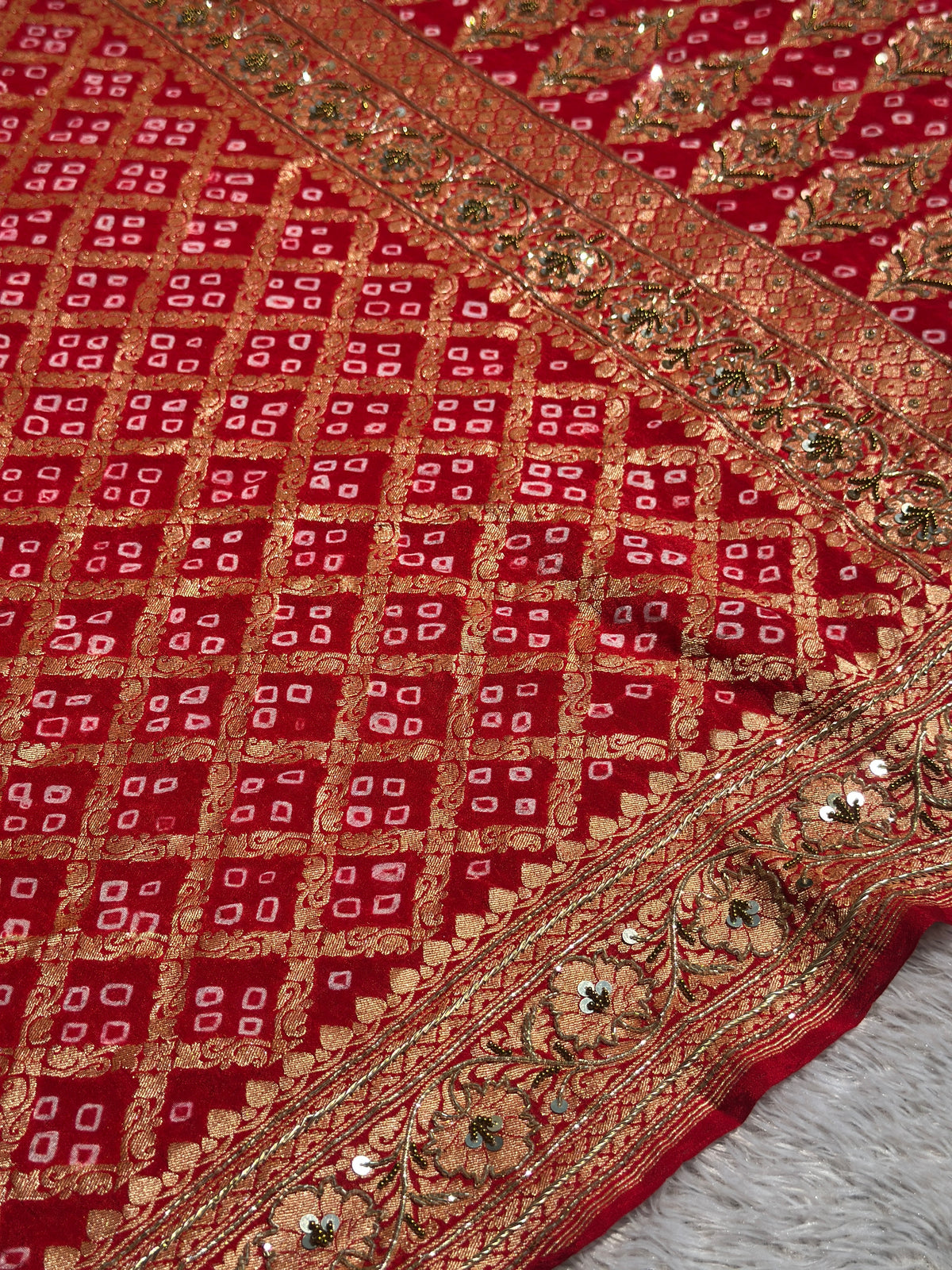 Bandhej Red Banarasi Dupatta