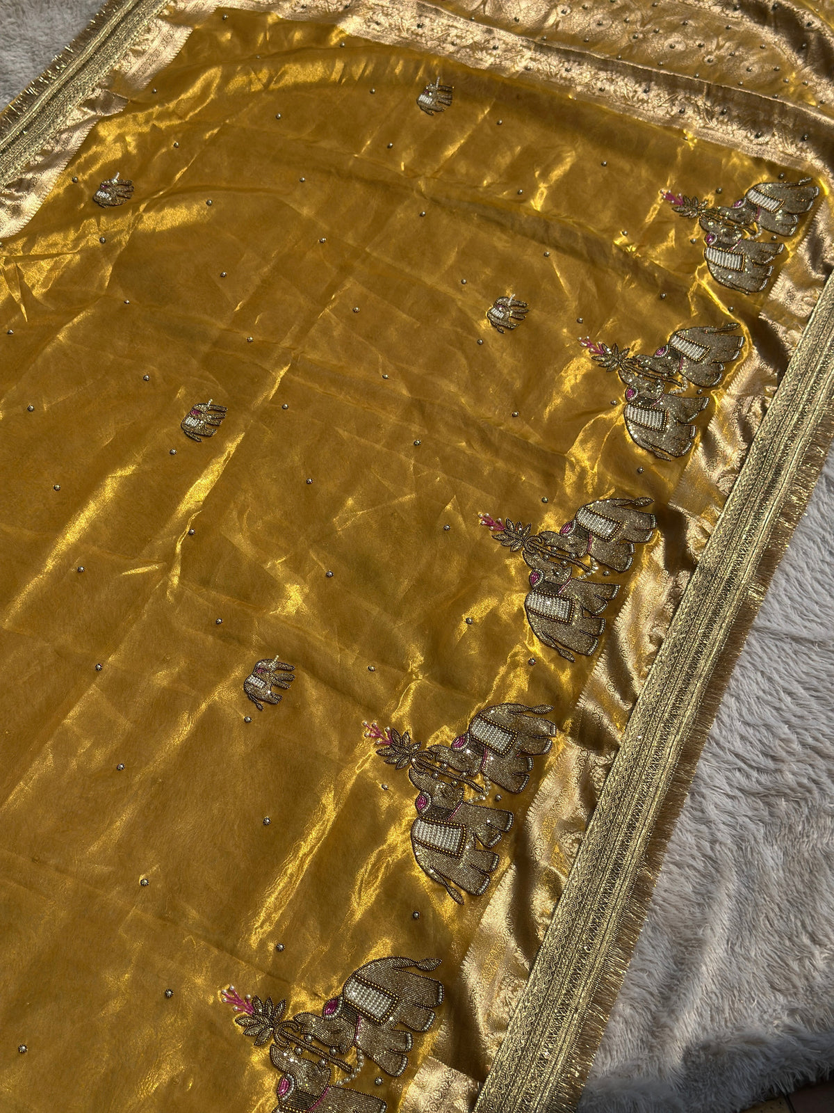 Suvarna Hatti Yellow Banarasi Silk Saree - RV Couture 24