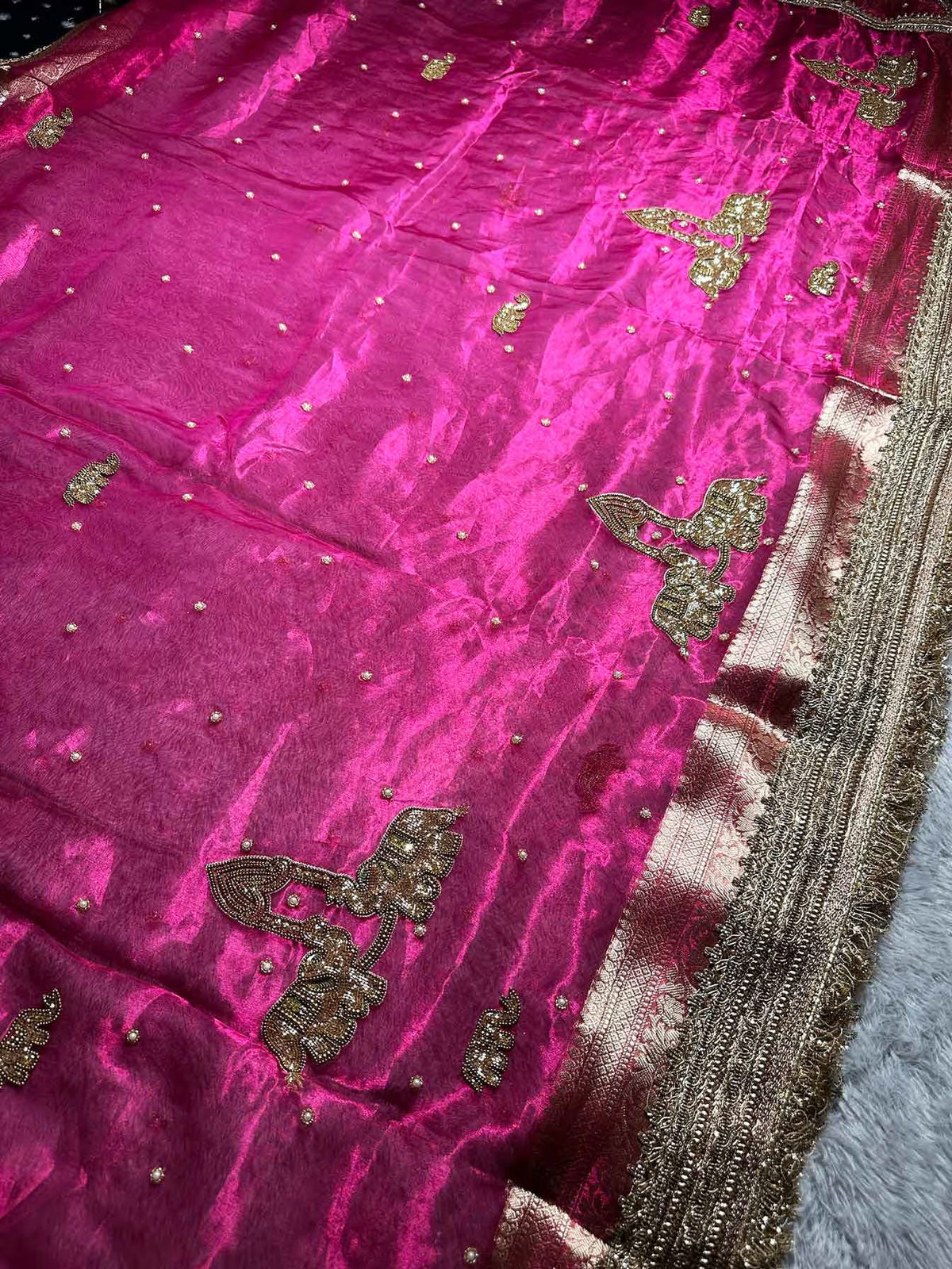 Gajaratna Pink Banarasi Silk Saree - RV Couture 24