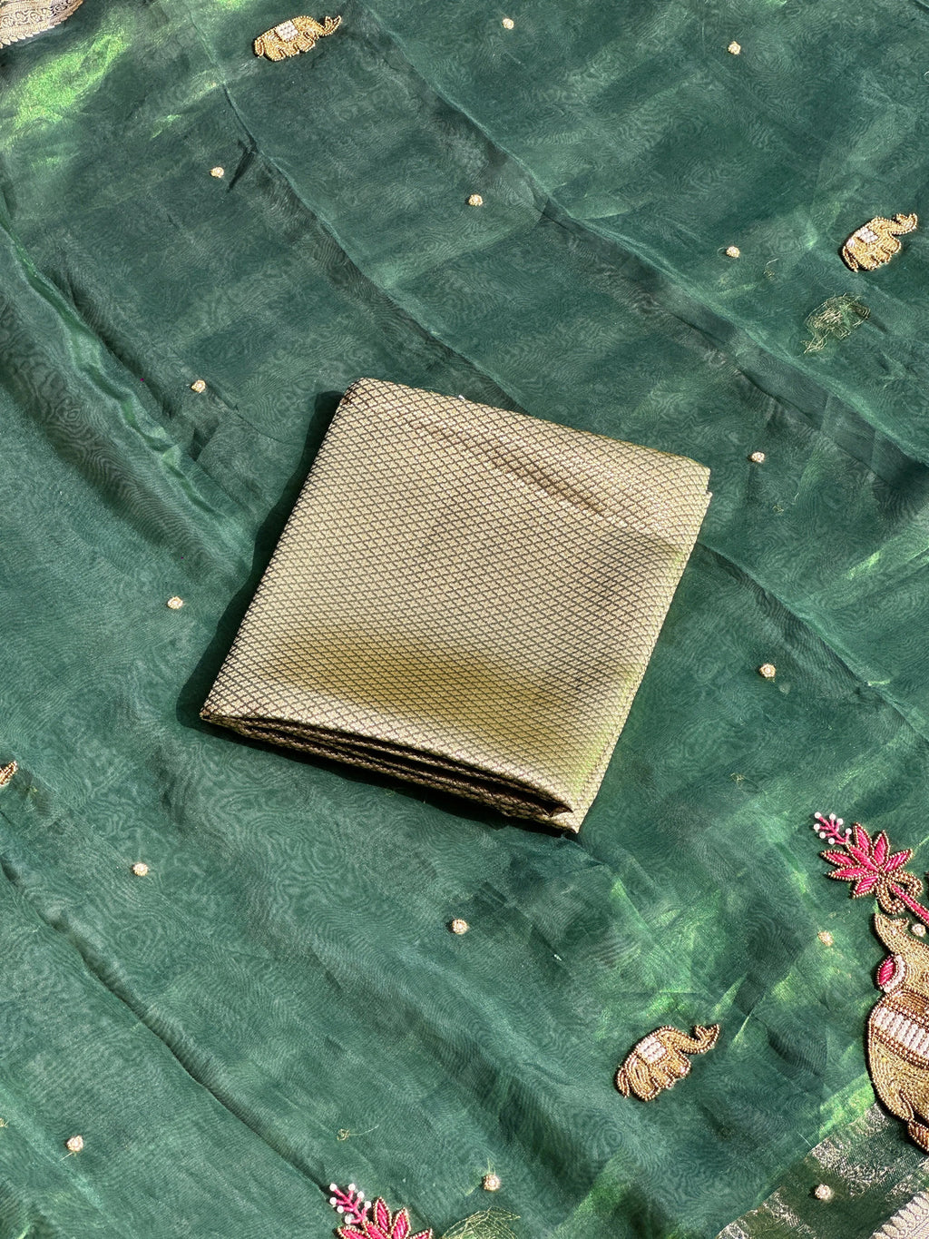 Suvarna Hatti Green Banarasi Silk Saree - RV Couture 24