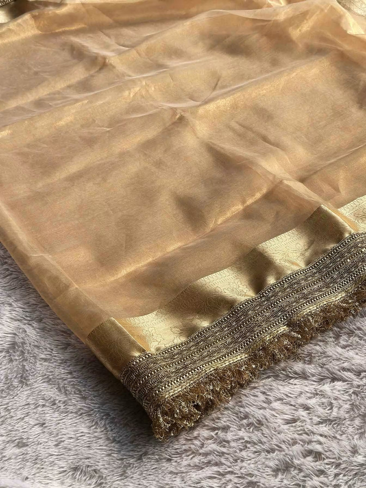 Paramparik Jari Golden Banarasi Silk Saree - RV Couture 24