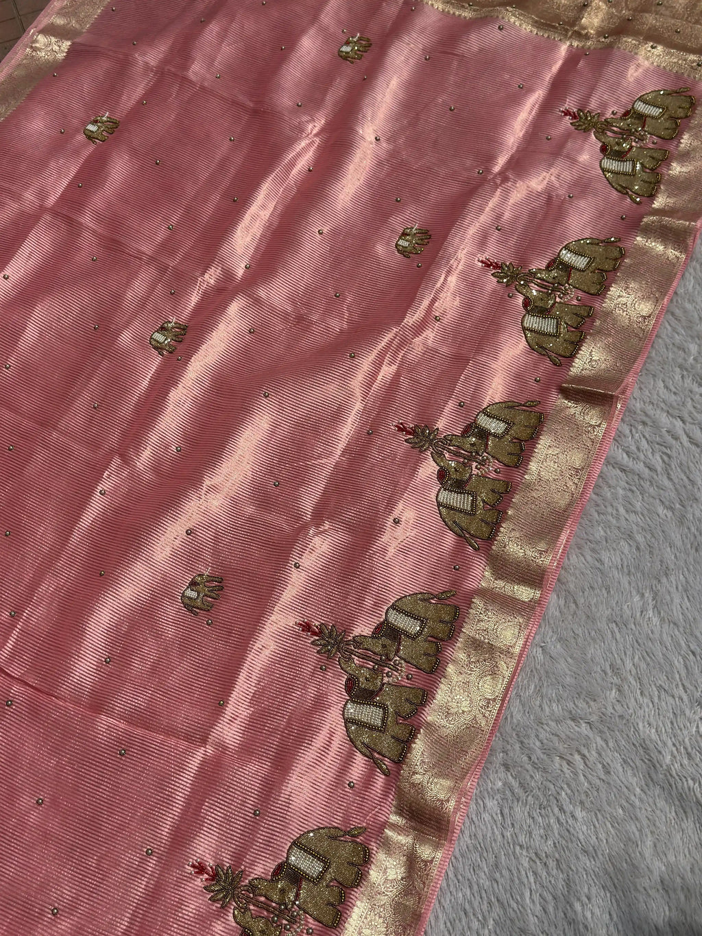 Suvarna Hatti Chiniya Tissue Baby Pink Banarasi Silk Saree - RV Couture 24