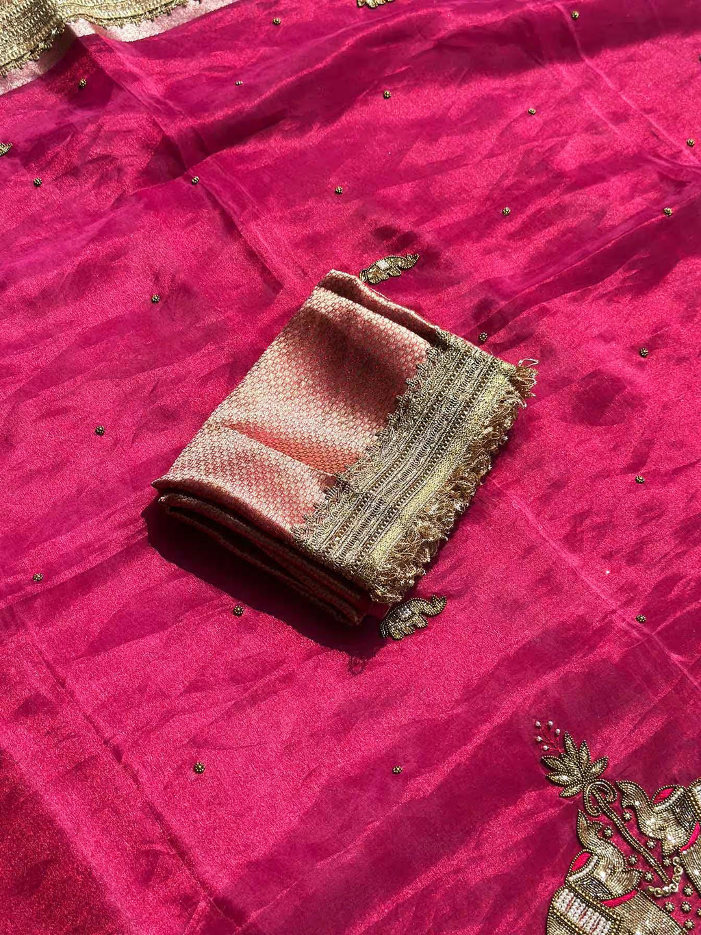 Suvarna Hatti Pink Banarasi Silk Saree - RV Couture 24