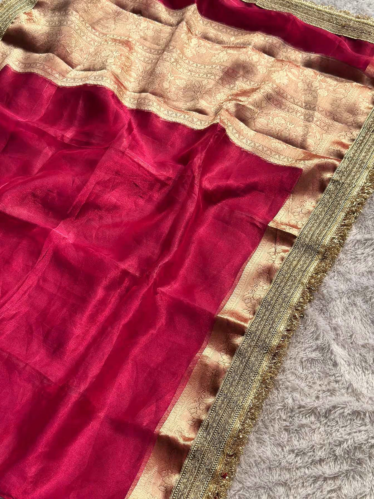 Paramparik Jari Pink Banarasi Silk Saree - RV Couture 24