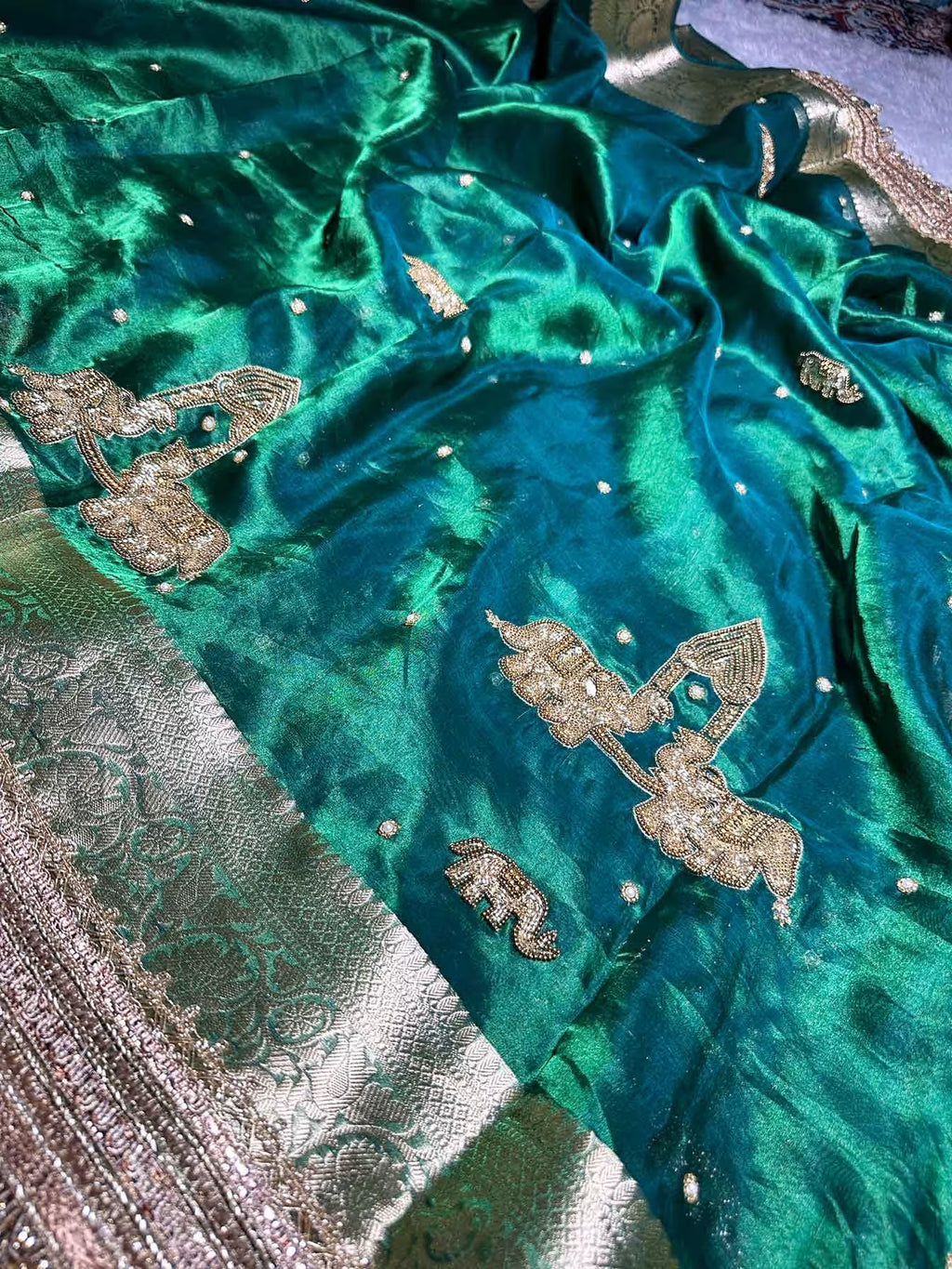 Gajaratna Green Banarasi Silk Saree - RV Couture 24