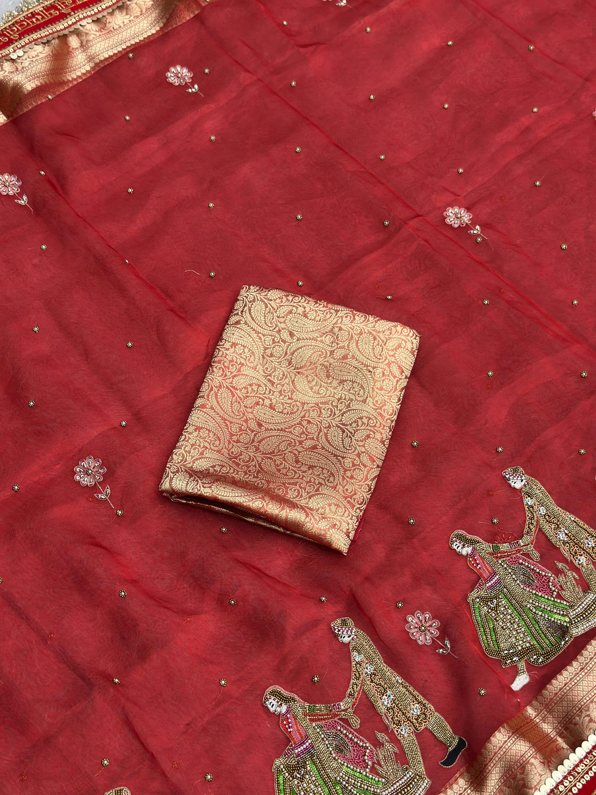 Vivah with Saubhagyavati Lace Red Banarasi Silk Saree - RV Couture 24