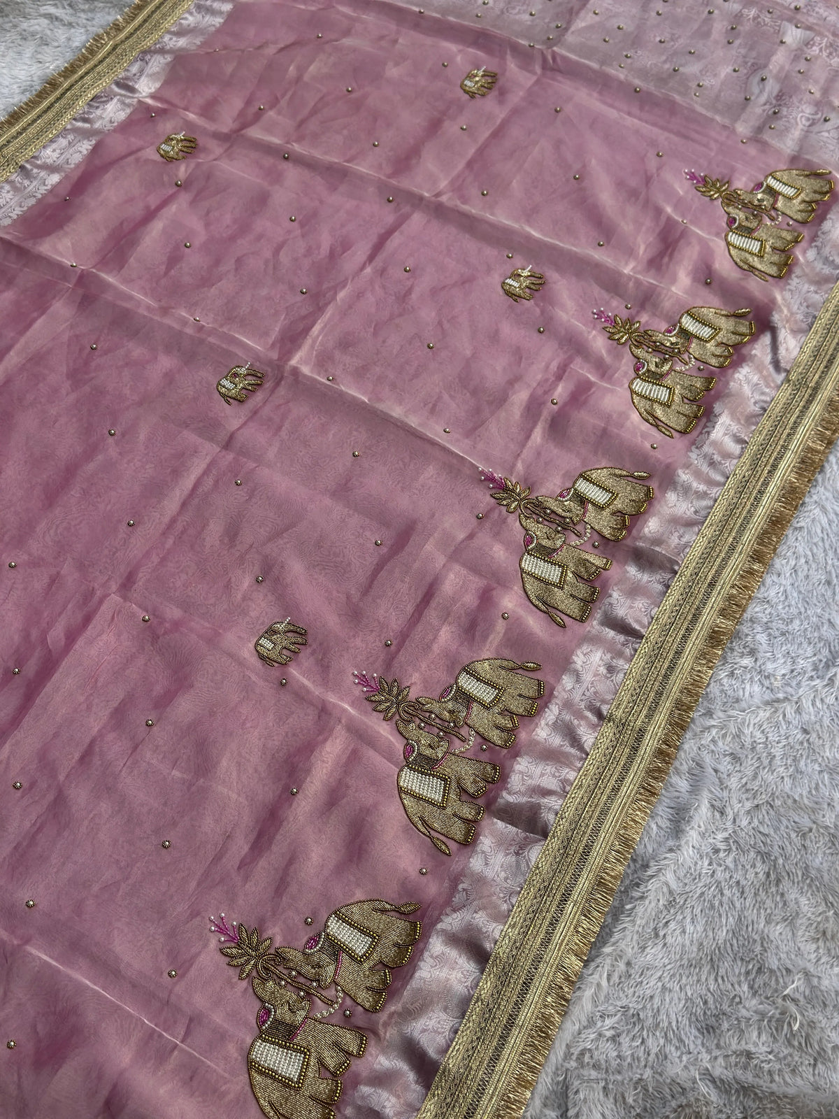Suvarna Hatti Baby Pink Banarasi Silk Saree - RV Couture 24