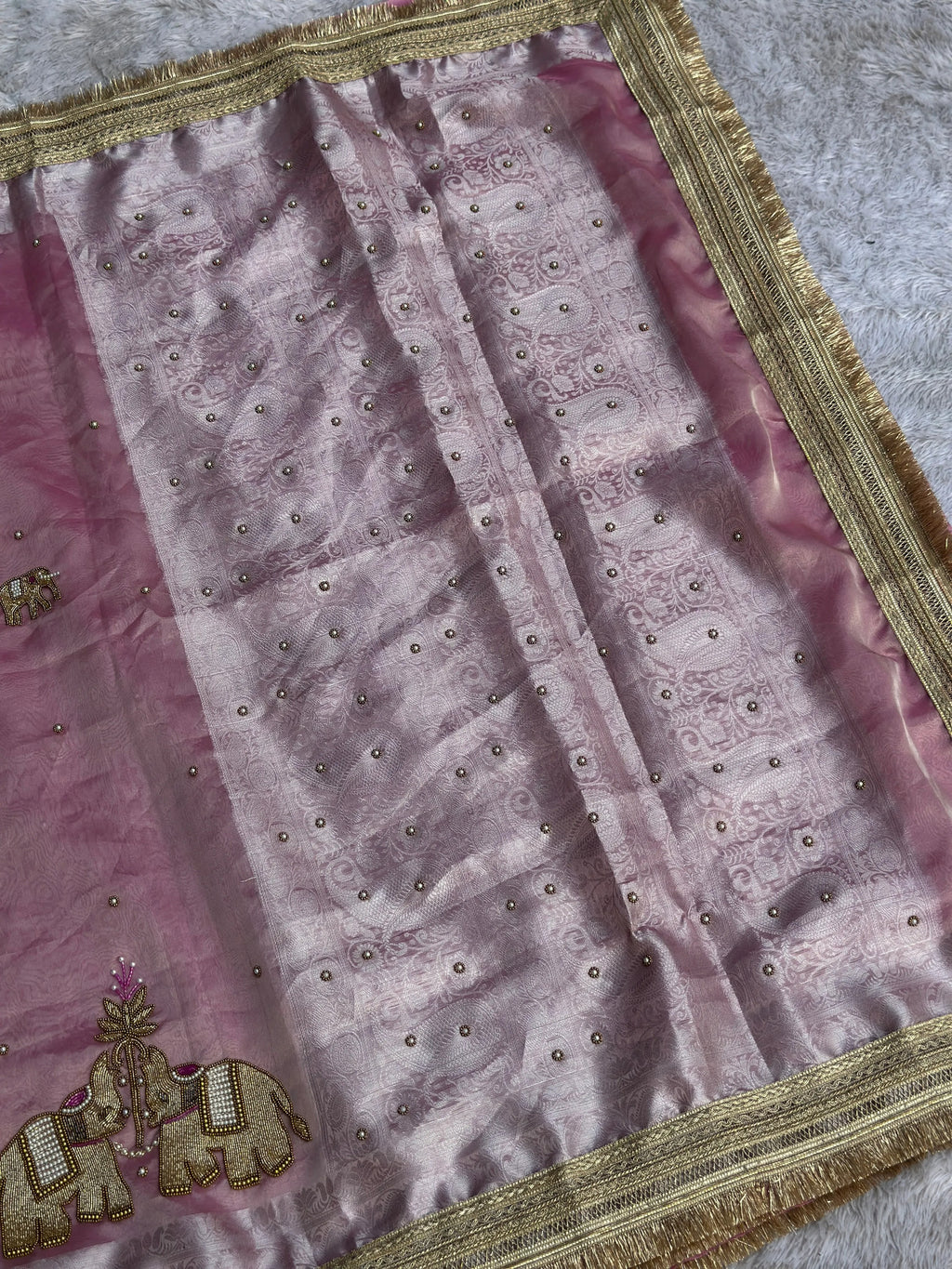Suvarna Hatti Baby Pink Banarasi Silk Saree - RV Couture 24