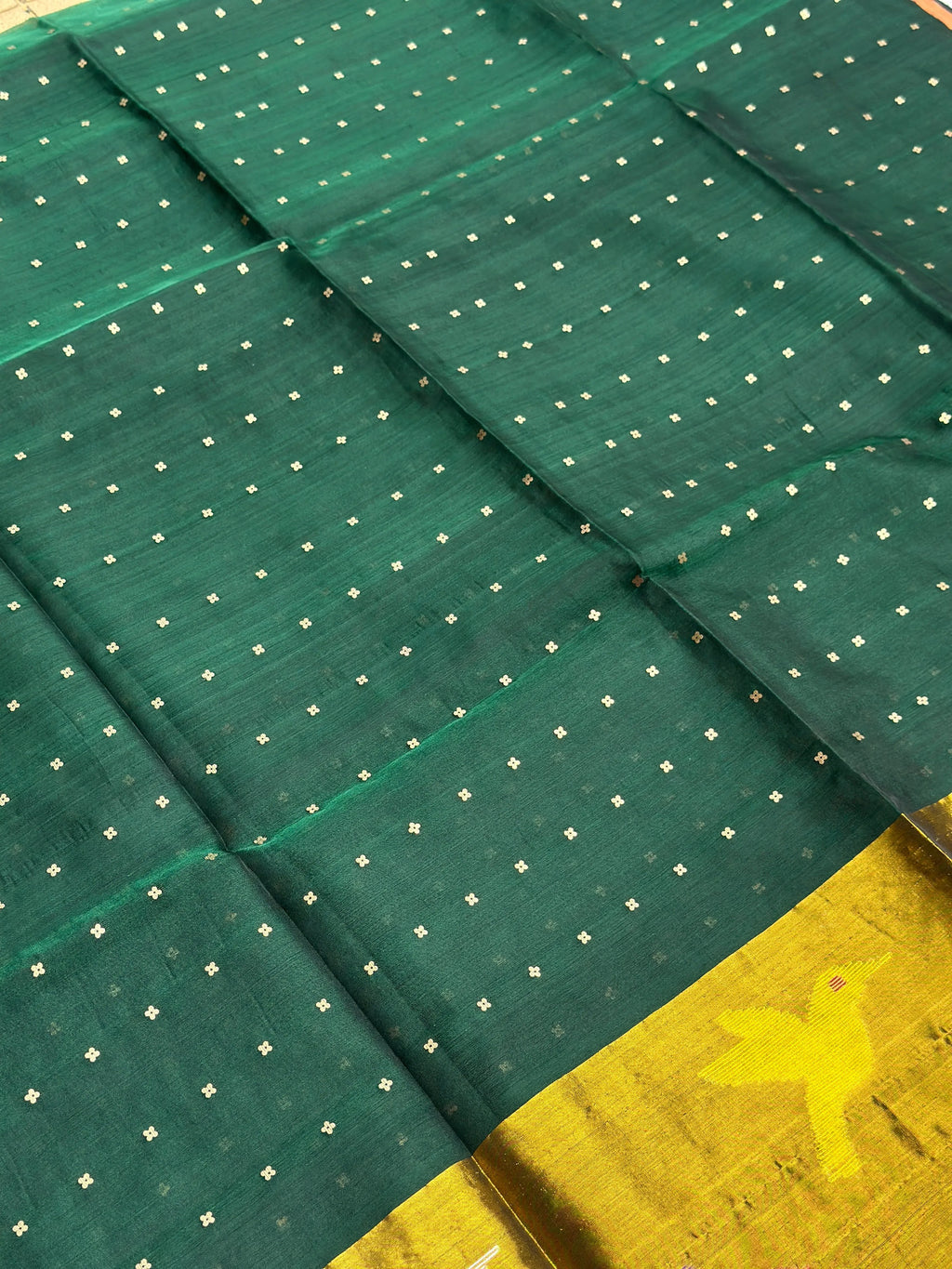 Green Muslin Jamdani Saree - RV Couture 24