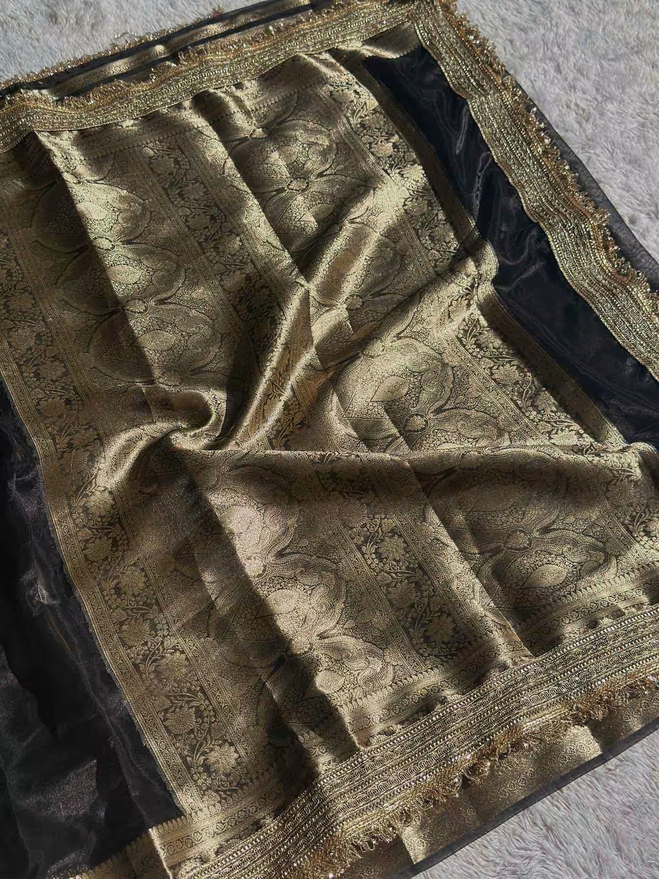 Paramparik Jari Black Banarasi Silk Saree - RV Couture 24