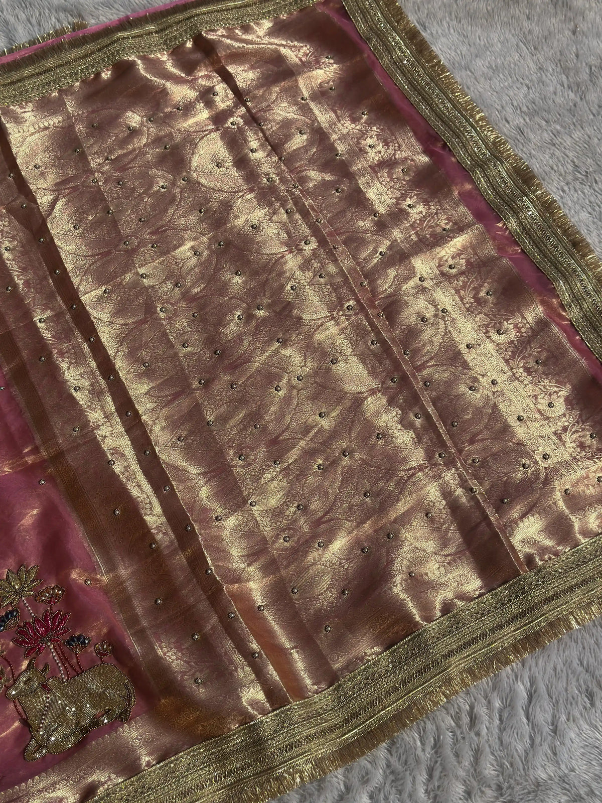 Nandi Pushpa Pink Banarasi Silk Saree - RV Couture 24