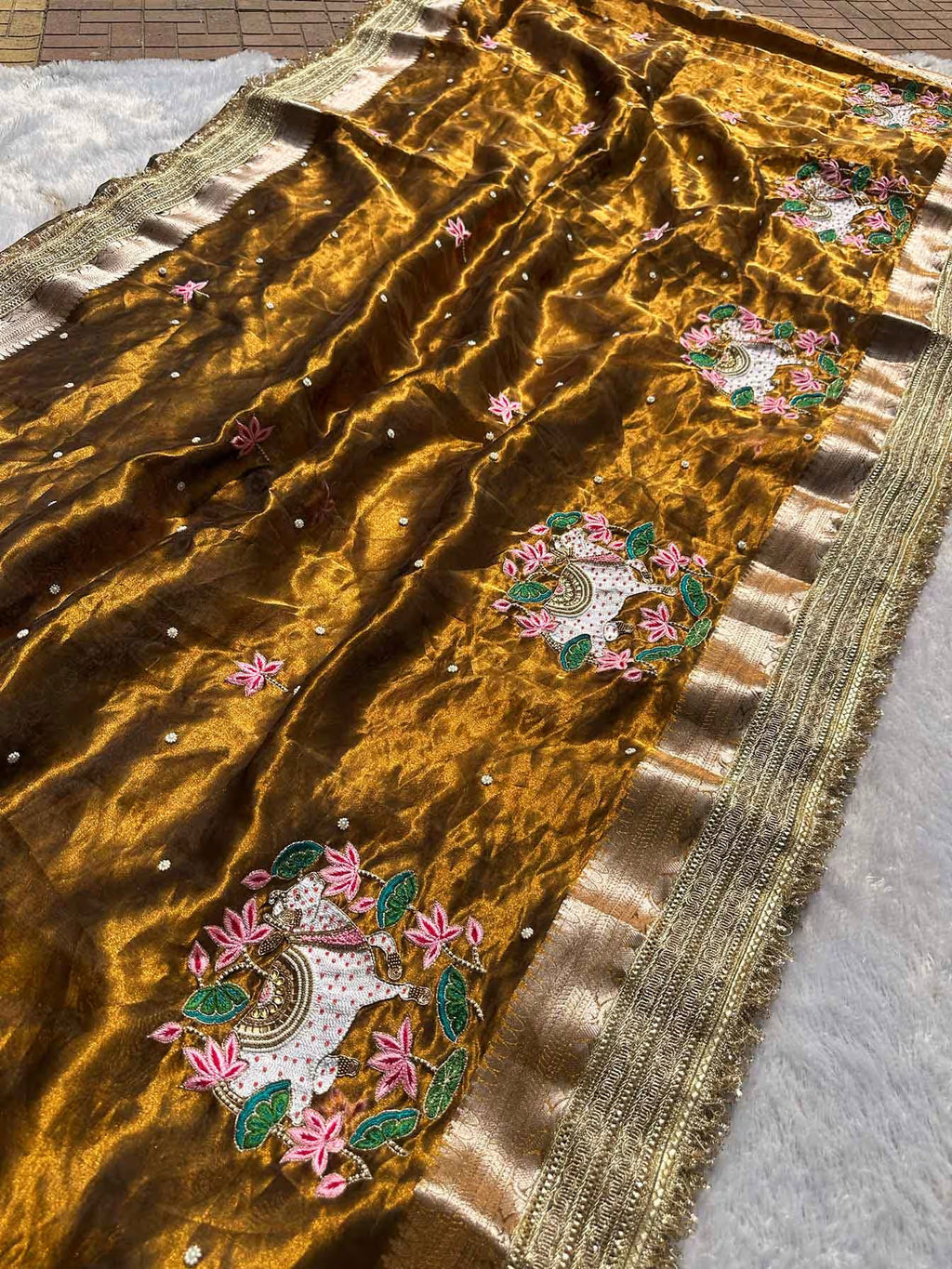 Gai Kamal Mehendi Banarasi Silk Saree - RV Couture 24
