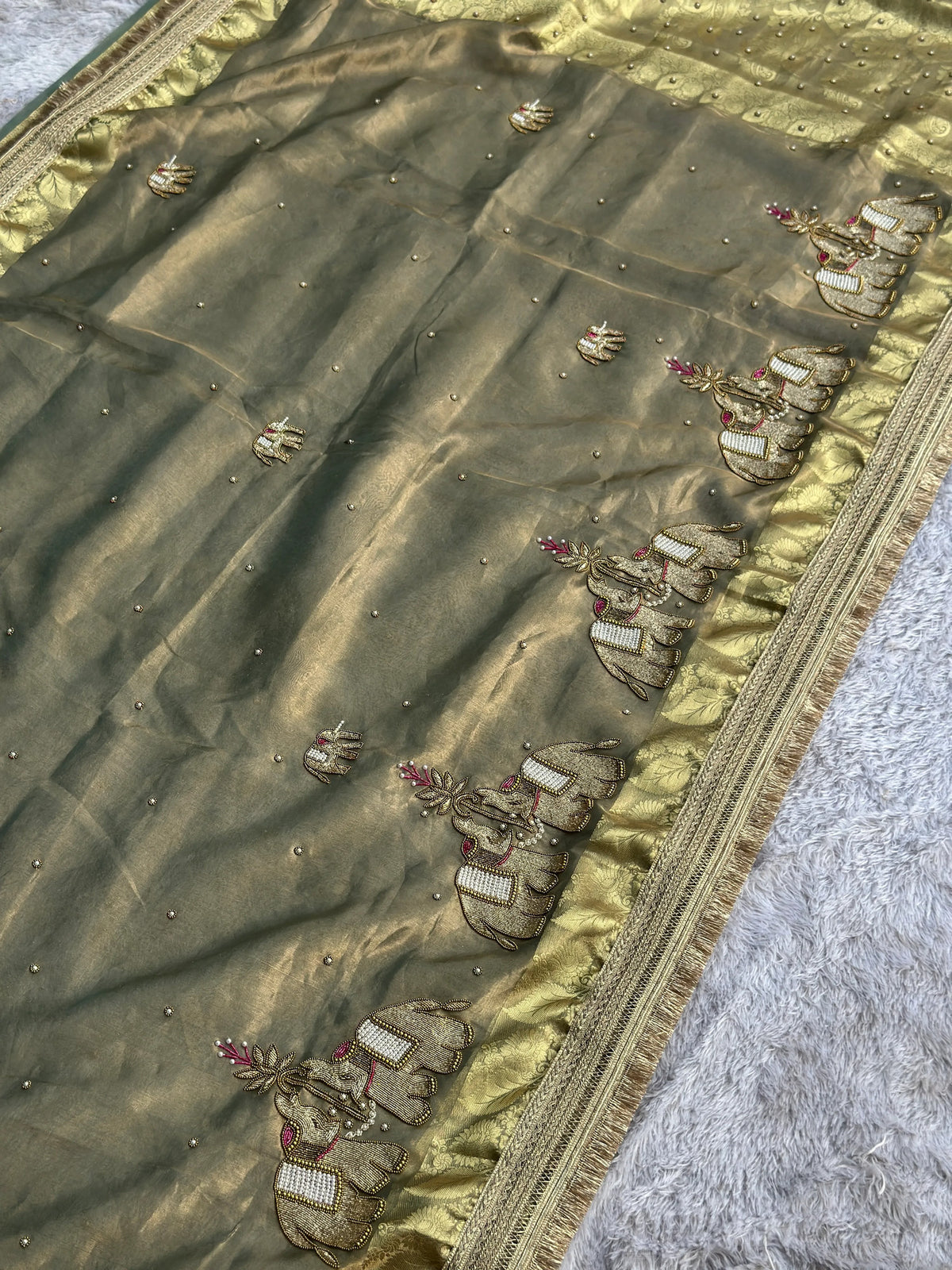 Suvarna Hatti Mint Green Banarasi Silk Saree - RV Couture 24