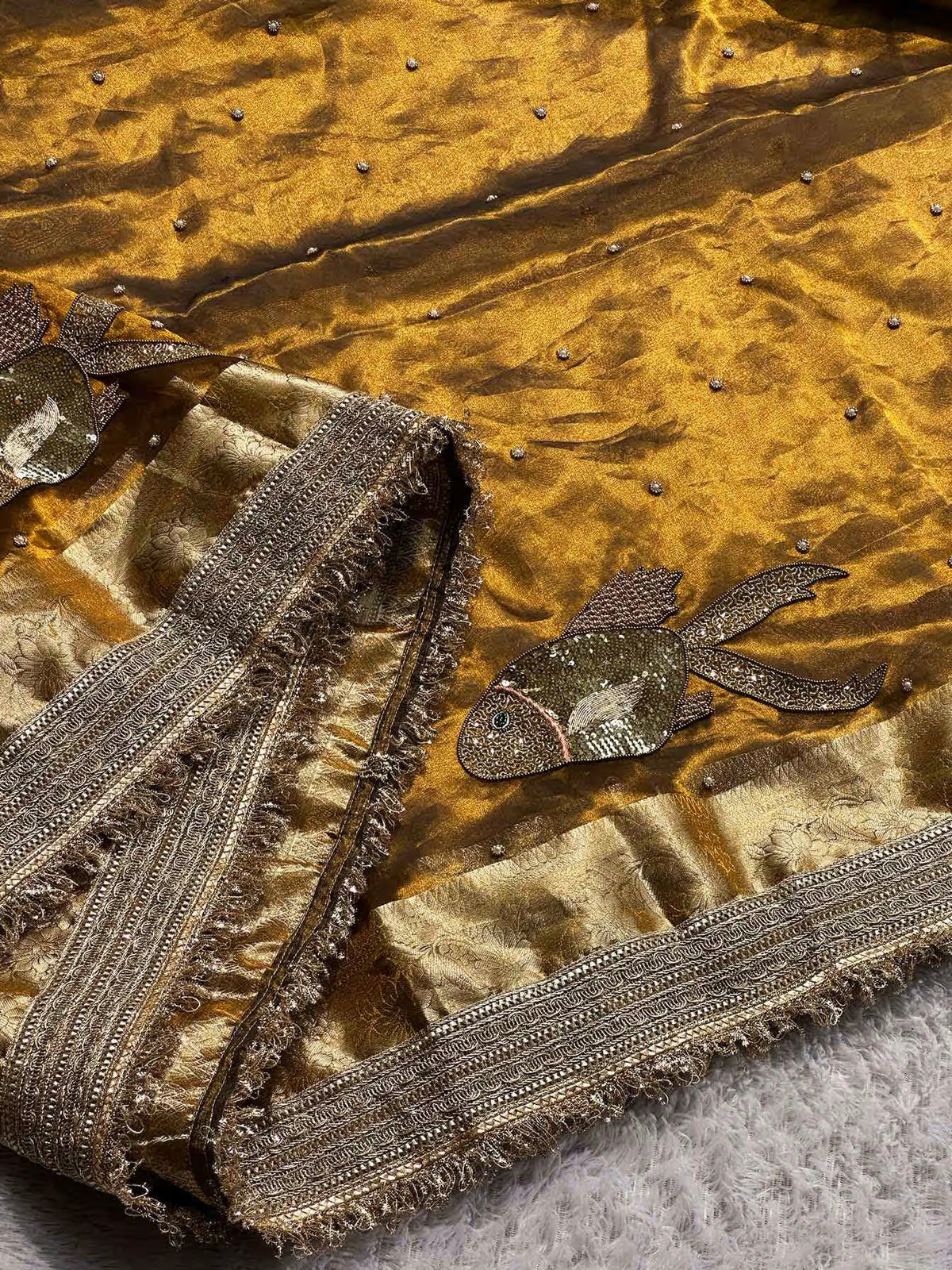 Matsya Rekha Mehendi Banarasi Silk Saree - RV Couture 24