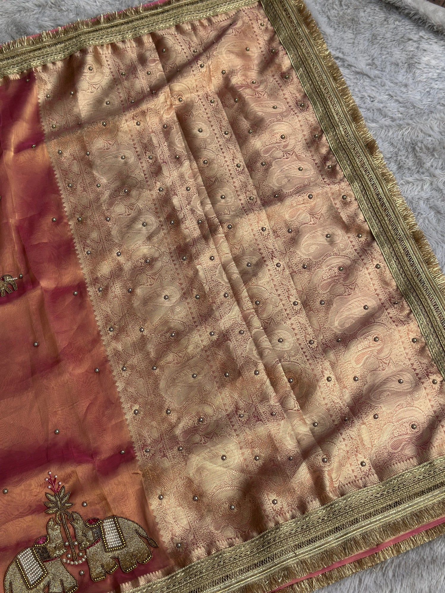 Suvarna Hatti Pink Banarasi Silk Saree - RV Couture 24