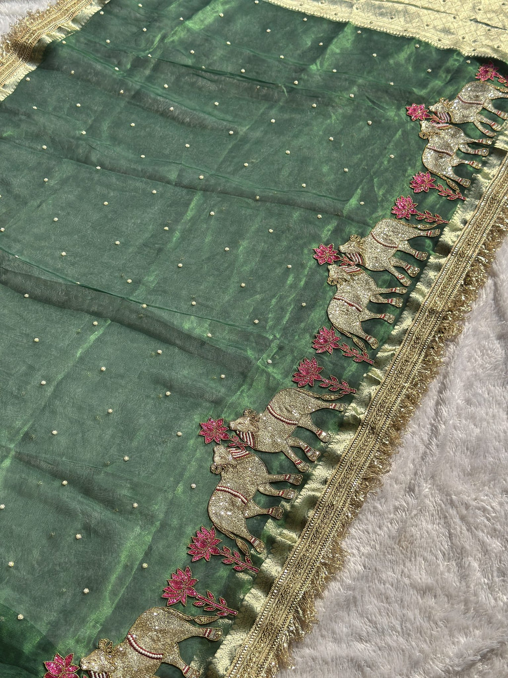 Emerald green Banarasi silk body with scattered zari buttis