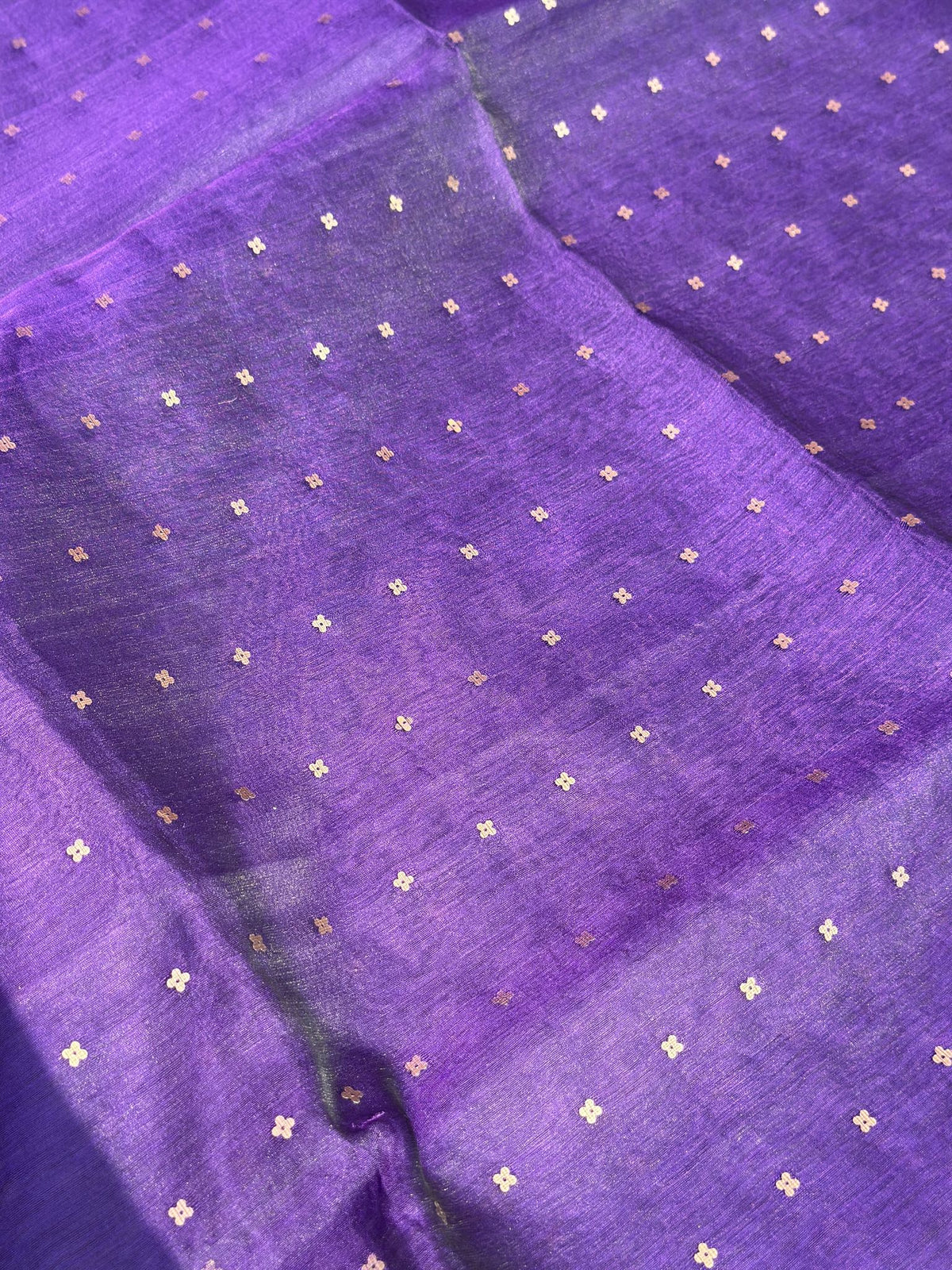 Deep purple Jamdani body with silver buti work